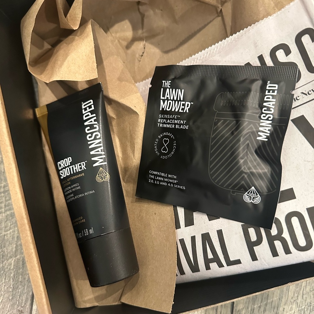 NWT Manscaped Crop Soother + Replacement Trimmer Blades